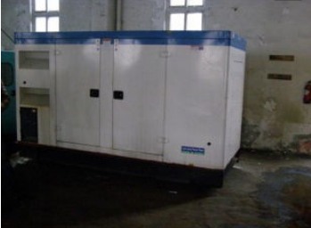 鹰潭康明斯150kw大型柴油二手发电机组